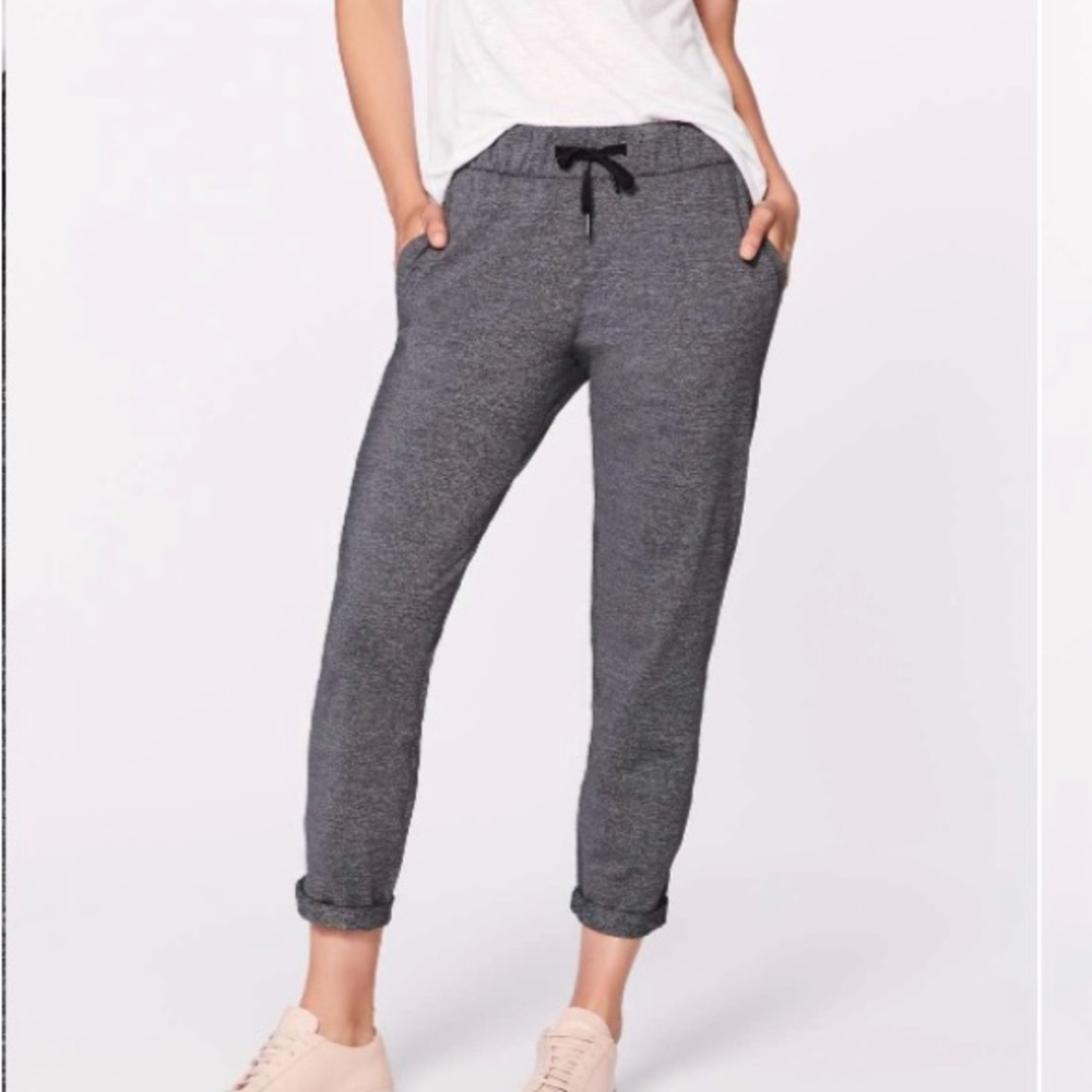 Lululemon Athletica On The Fly Pant